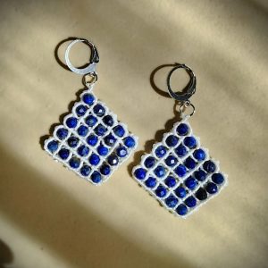 Earrings with lapis lazuli
